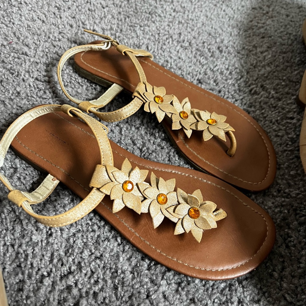 Floral sandals